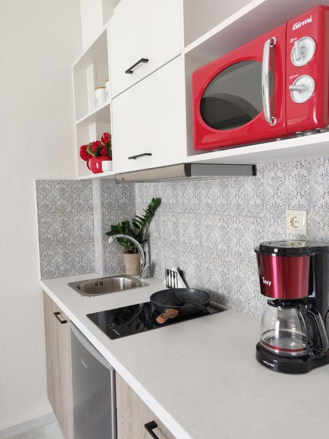 Emorfia'S Apartments 플라타네스 외부 사진